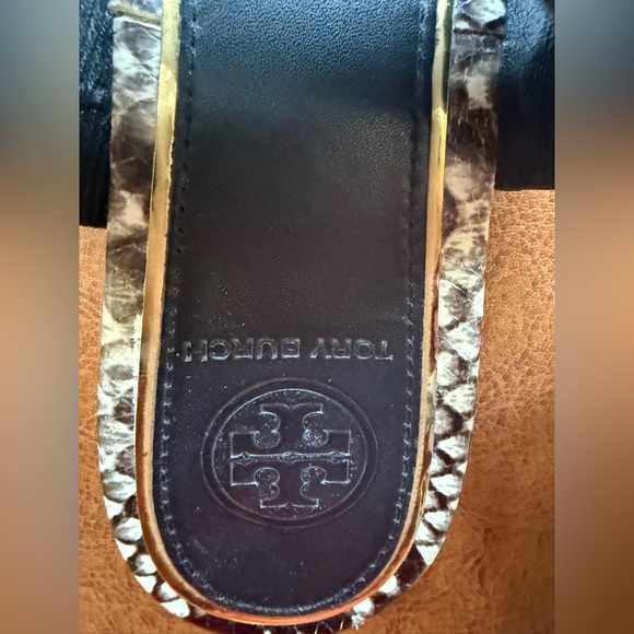 Tory Burch Metal Miller Snake Print Two Band Sandal 8M Gold Logo - Picture 12 of 13